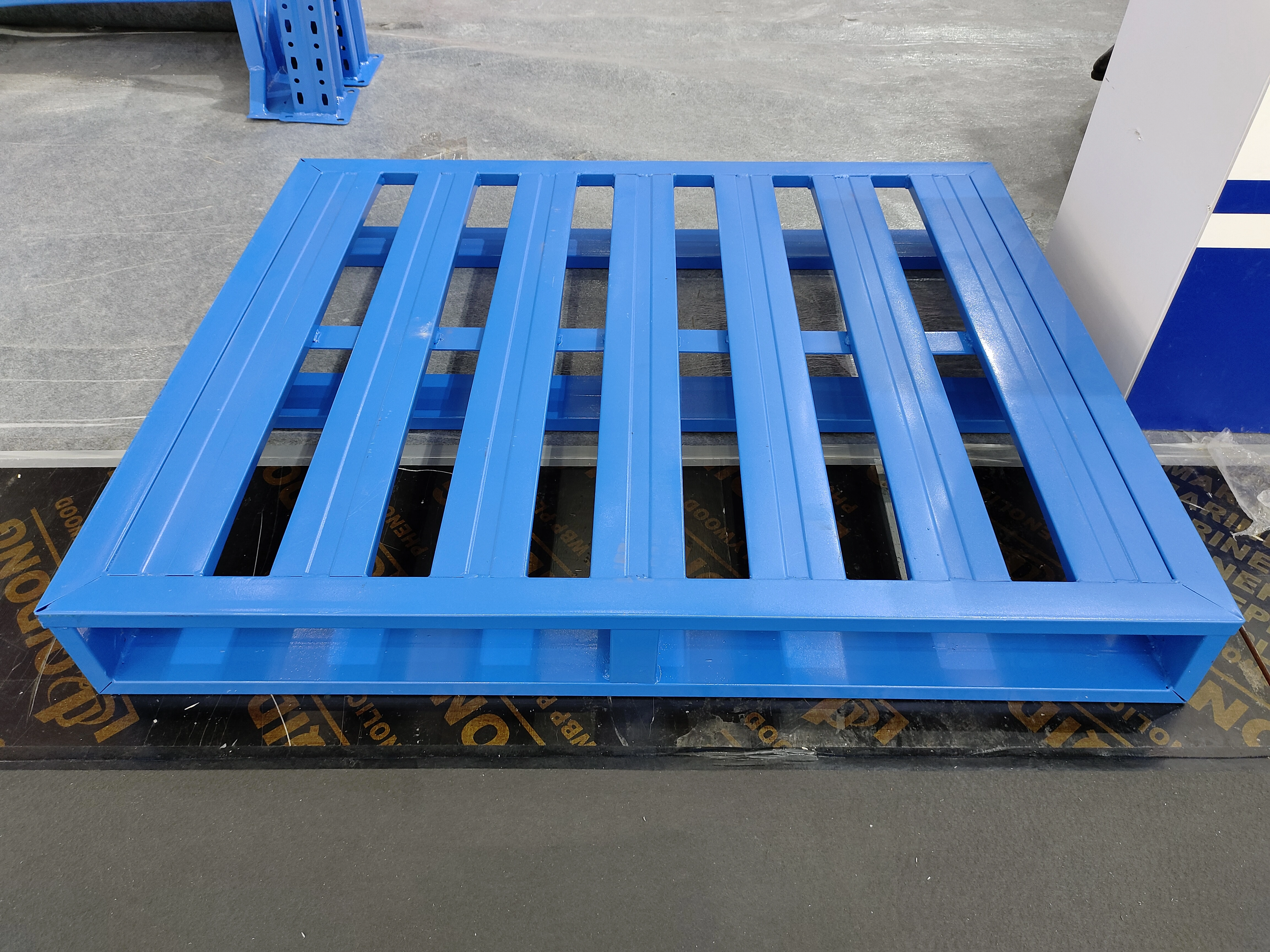 Corrosion Resistant Metal Pallet